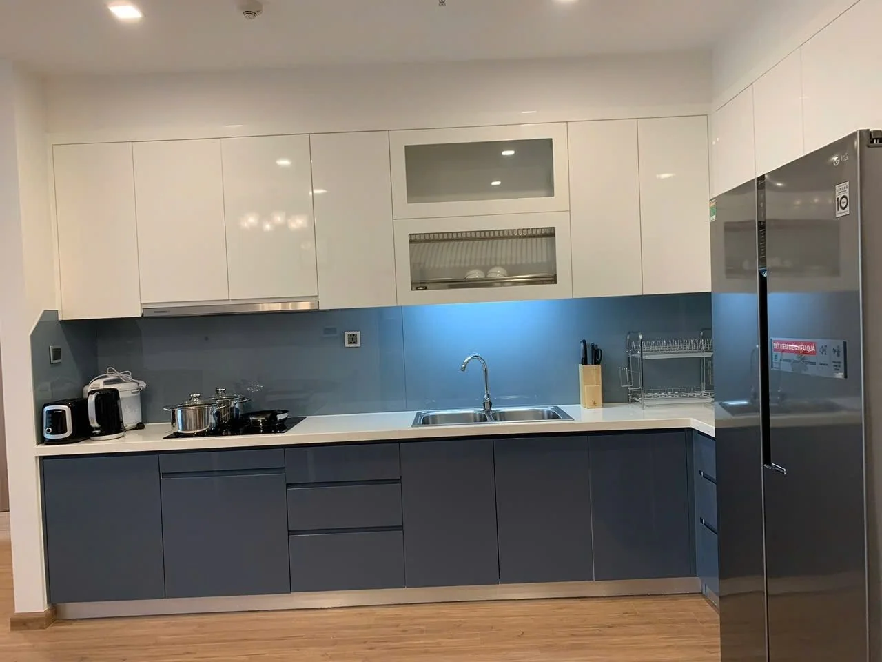 Cho thuê căn hộ M2 Metropolitan Liễu Giai 79m², 2 ngủ, 26 triệu/tháng