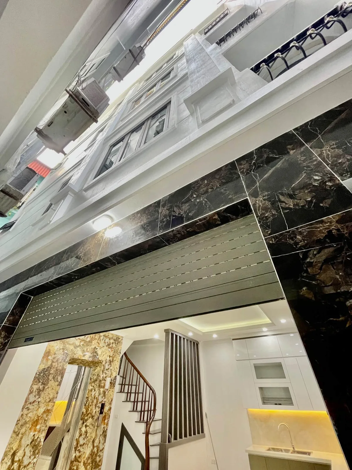 Chủ giảm chào: Nhà Trần Duy Hưng 48m², thang máy, 11,9 tỷ