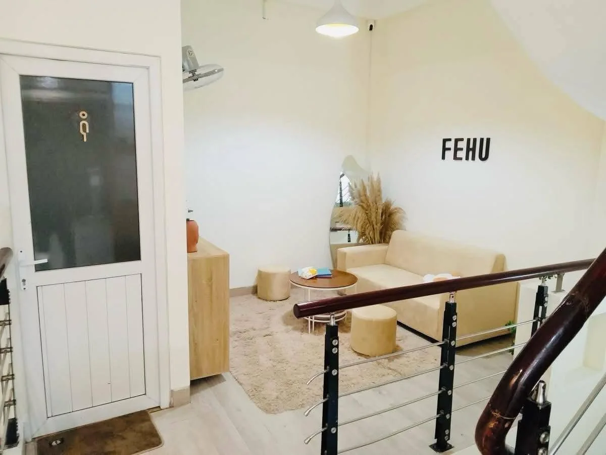 Bán nhà Giáp Nhất 5 tầng, sổ 42m², ngõ ô tô tránh, 19,6 tỷ